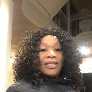 Meet your Posher, Marie nadine